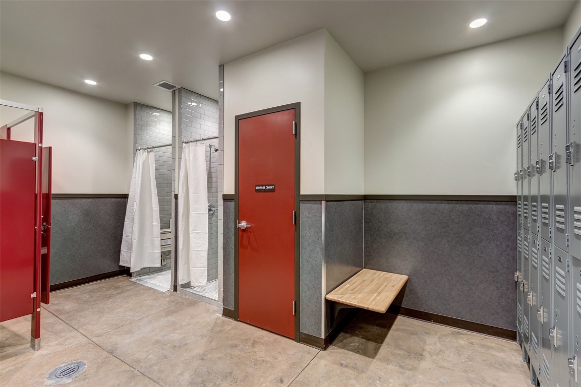 820 Columbine ROAD 18