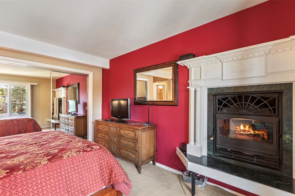 820 Columbine ROAD 18