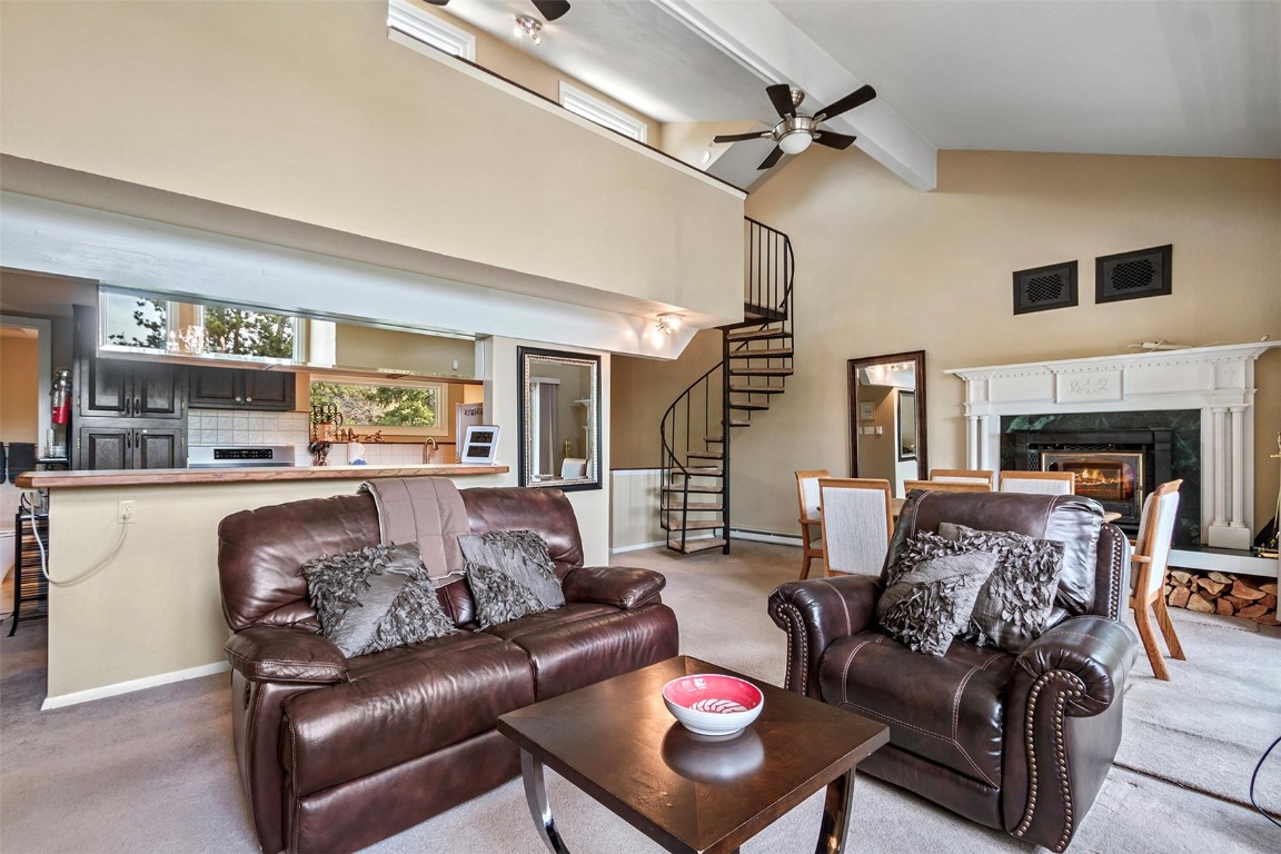 820 Columbine ROAD 18