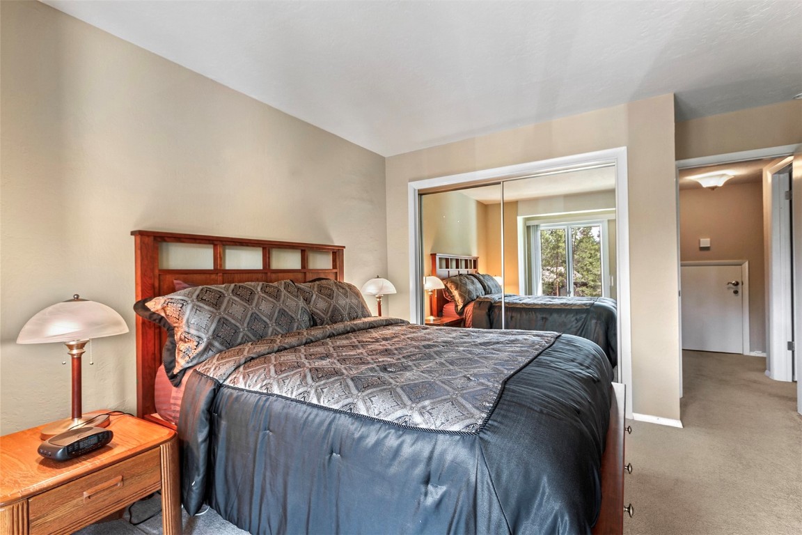 820 Columbine ROAD 18