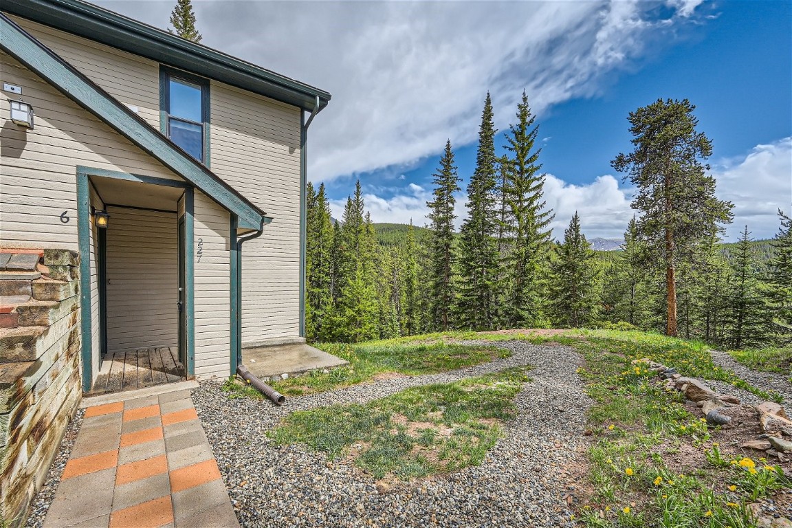 227 S Fuller Placer ROAD 6