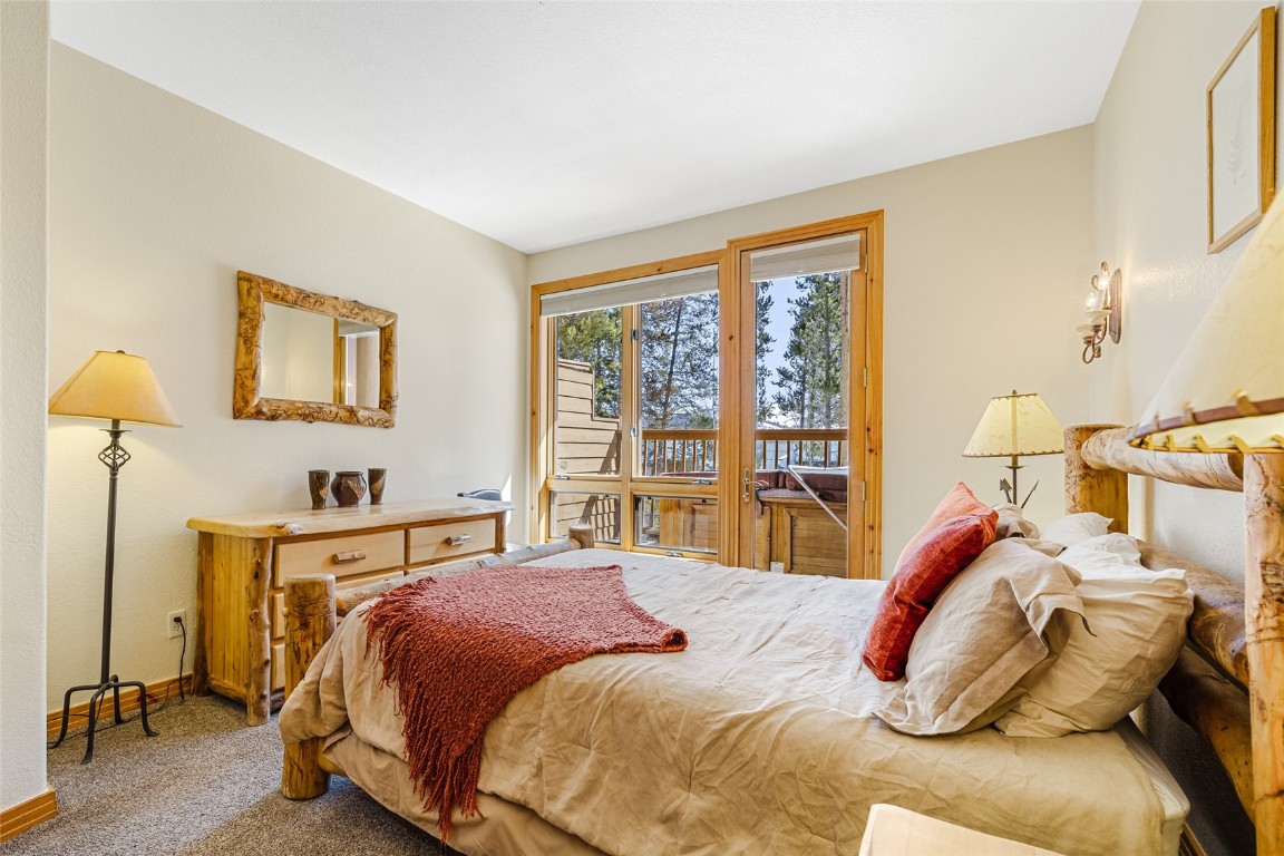 426 Kings Crown ROAD 426