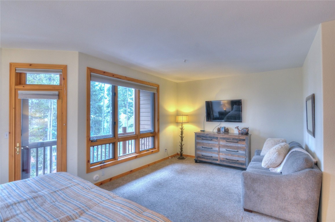 426 Kings Crown ROAD 426