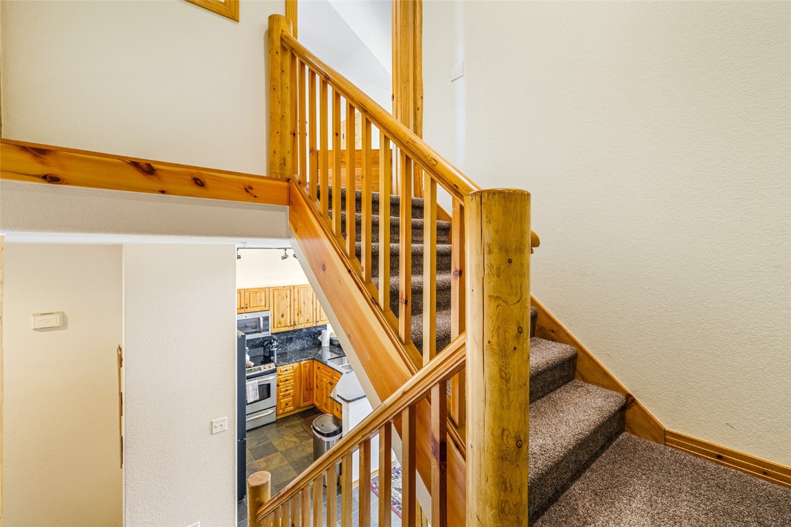 426 Kings Crown ROAD 426