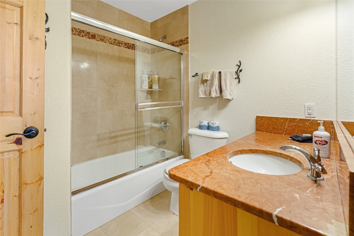 426 Kings Crown ROAD 426