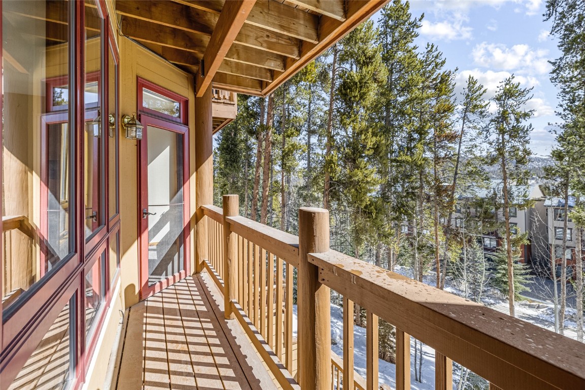 426 Kings Crown ROAD 426