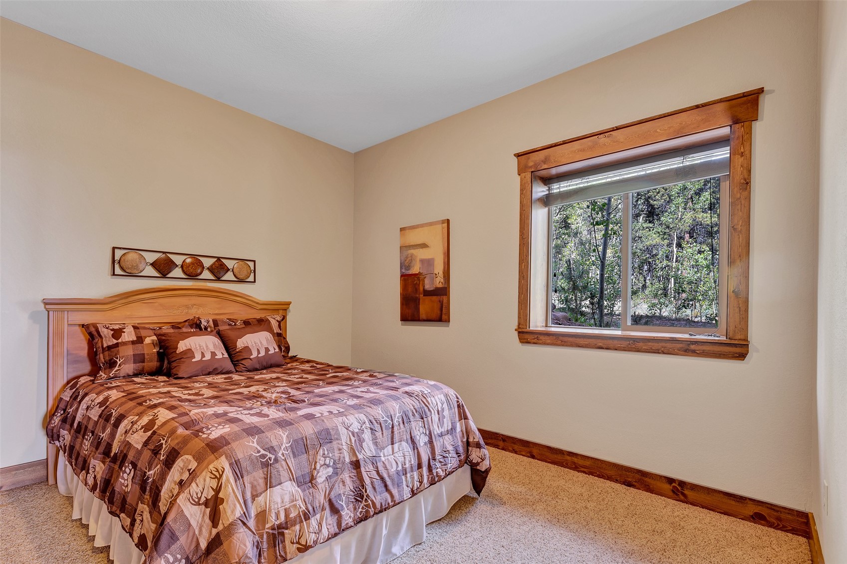 1424 Bluestem WAY