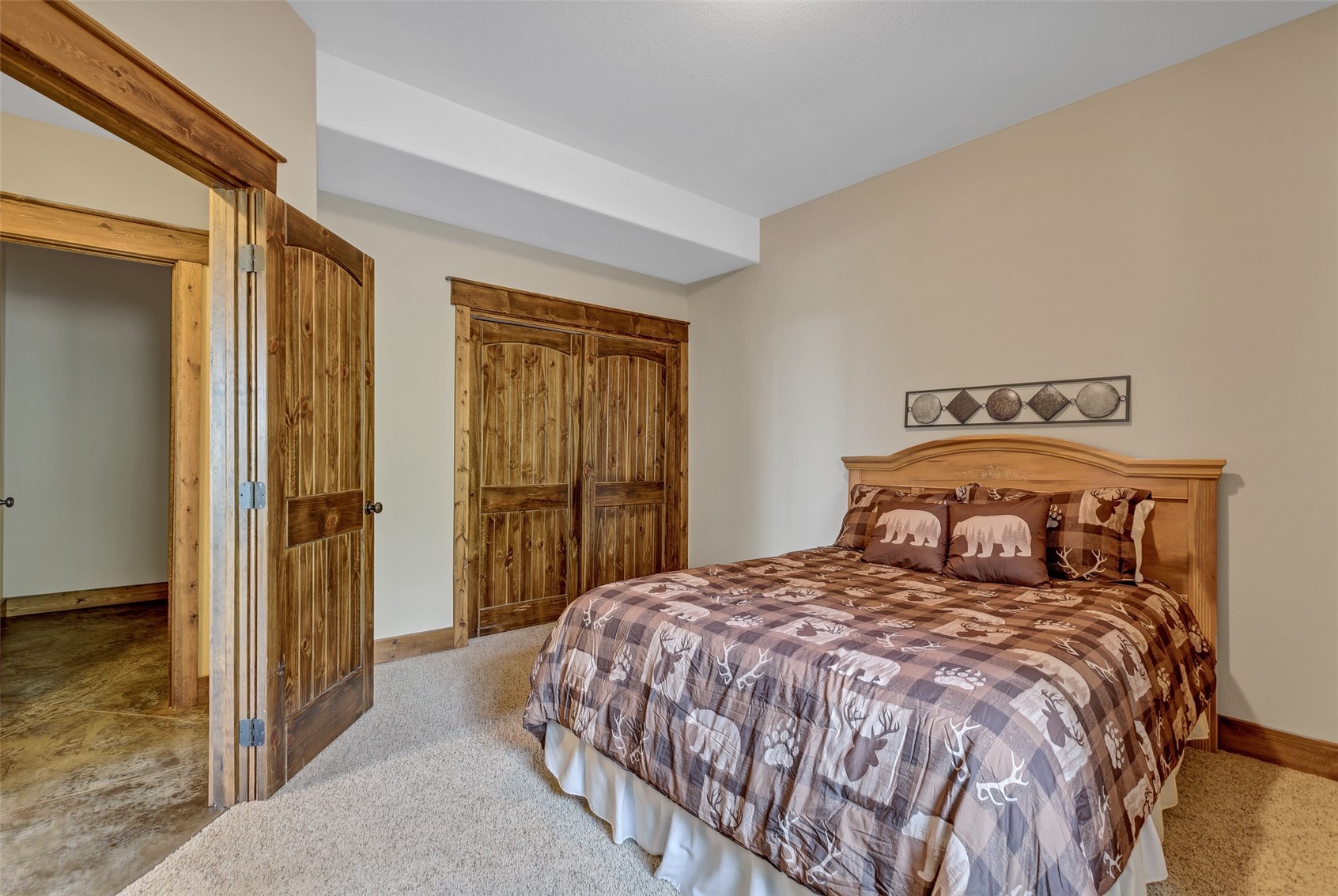 1424 Bluestem WAY