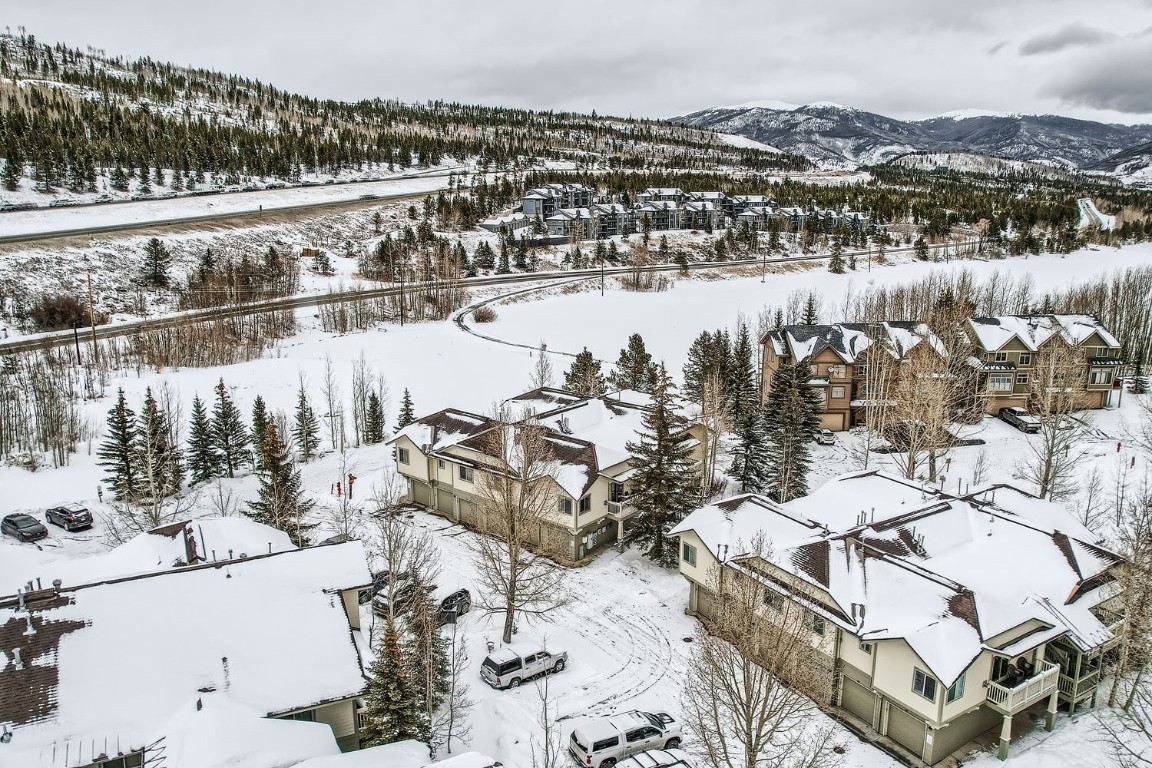 1517 Point DRIVE 17-102