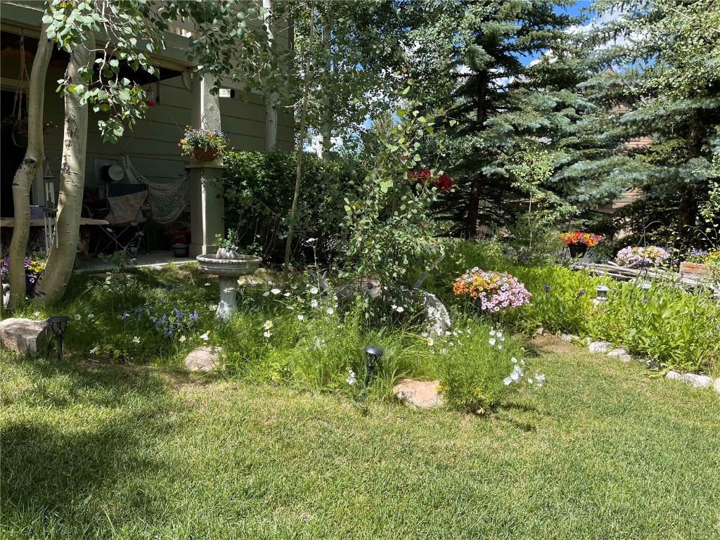 1517 Point DRIVE 17-102