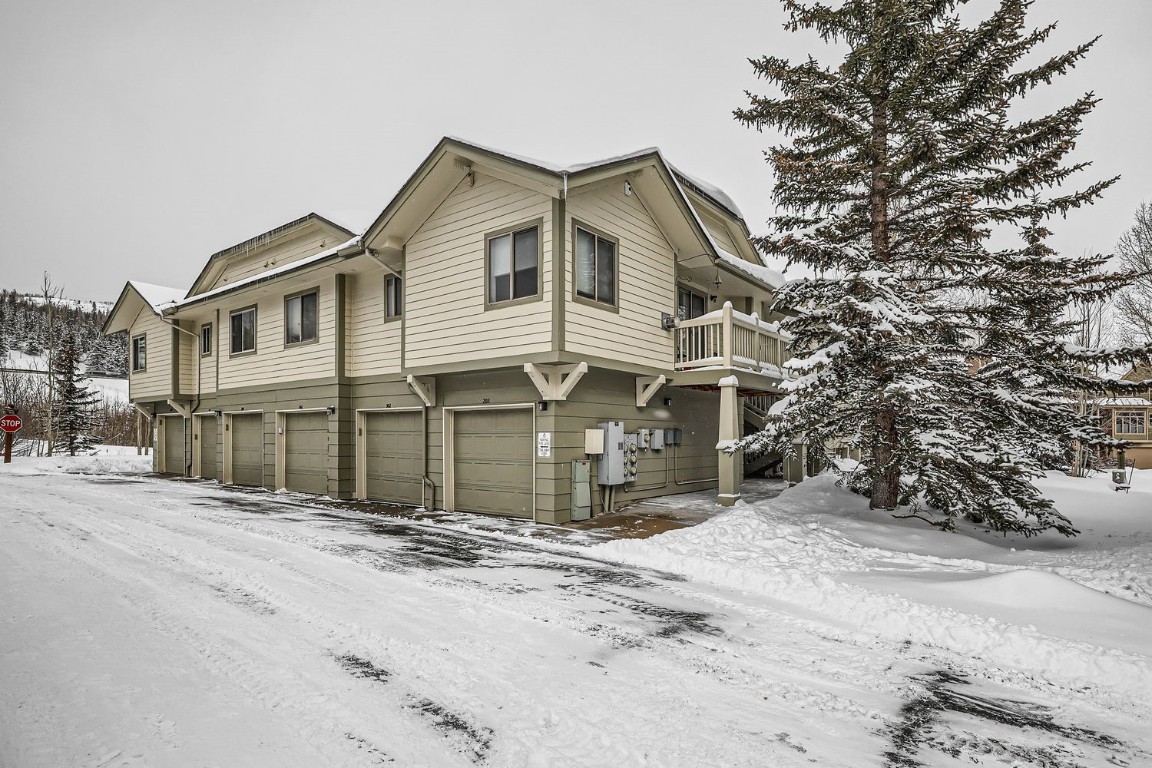 1517 Point DRIVE 17-102