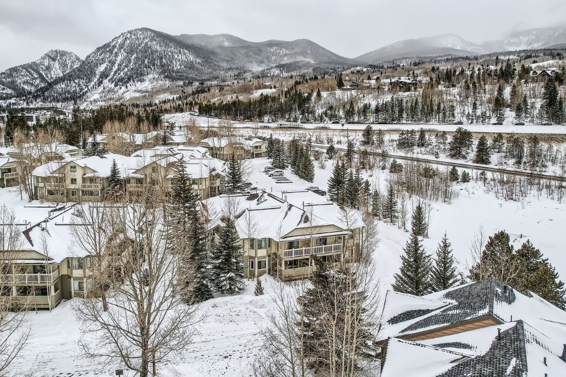 1517 Point DRIVE 17-102