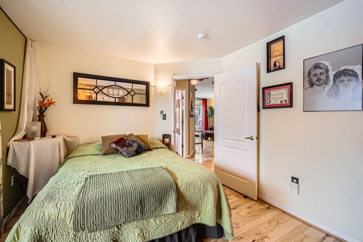 1517 Point DRIVE 17-102