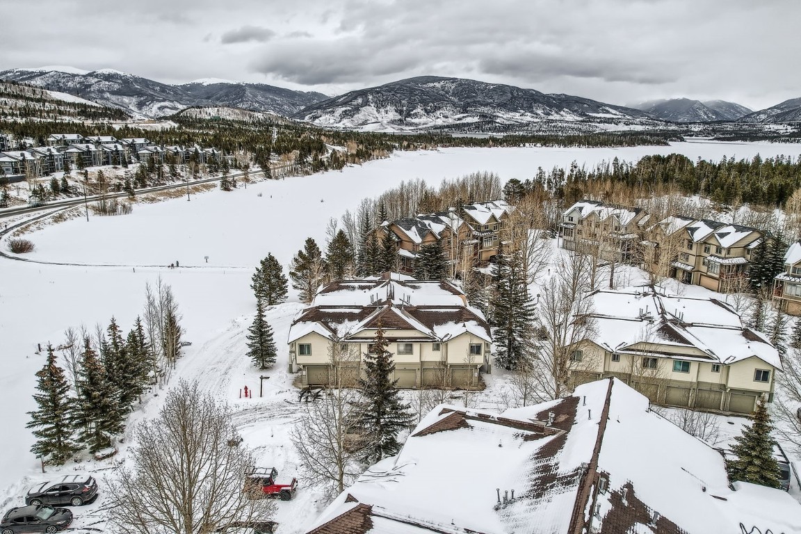 1517 Point DRIVE 17-102