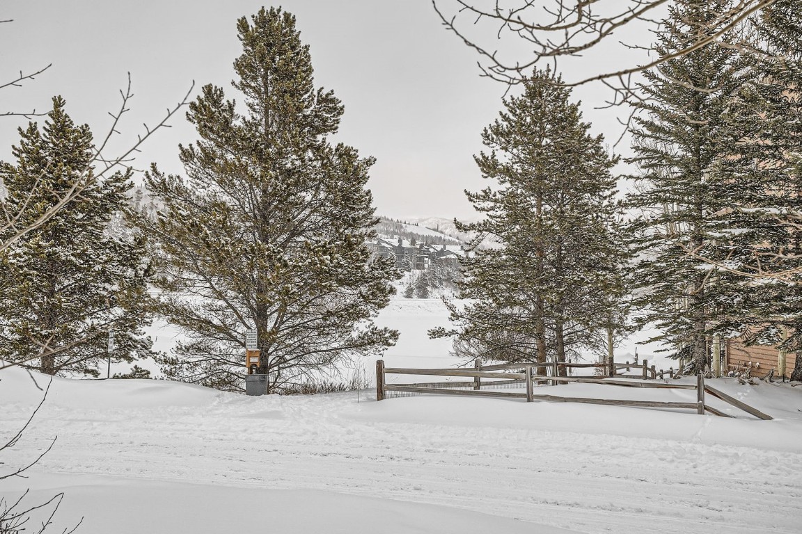 1517 Point DRIVE 17-102