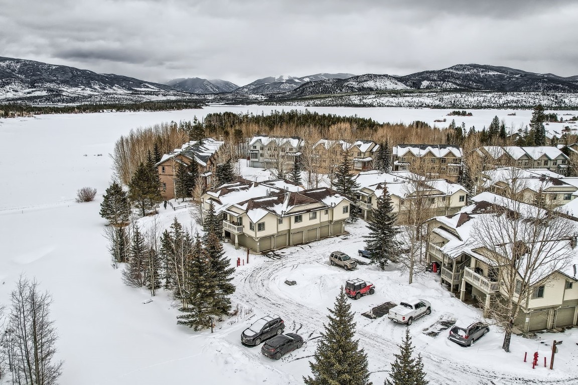 1517 Point DRIVE 17-102