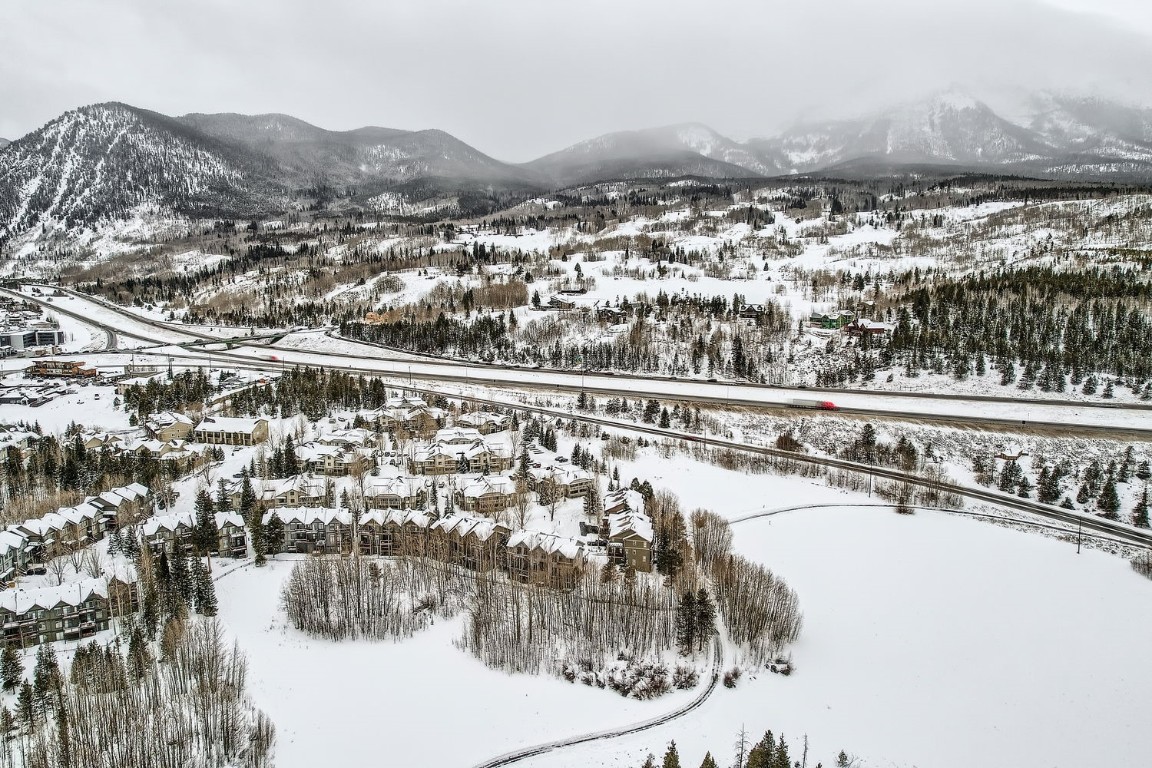 1517 Point DRIVE 17-102