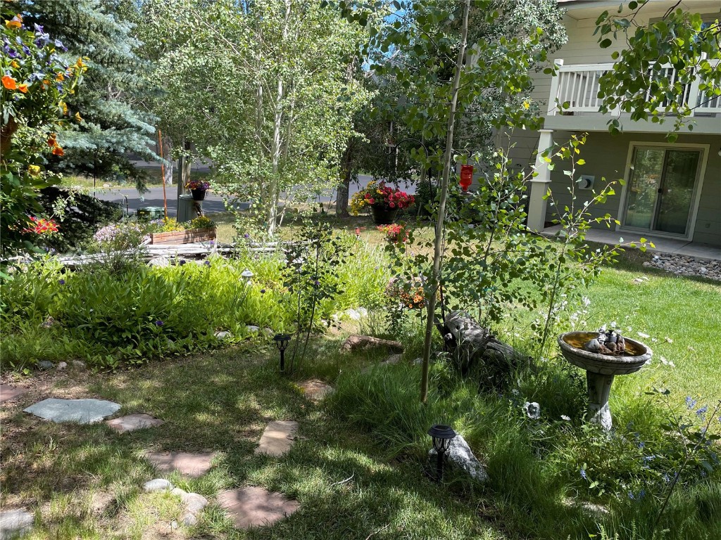 1517 Point DRIVE 17-102