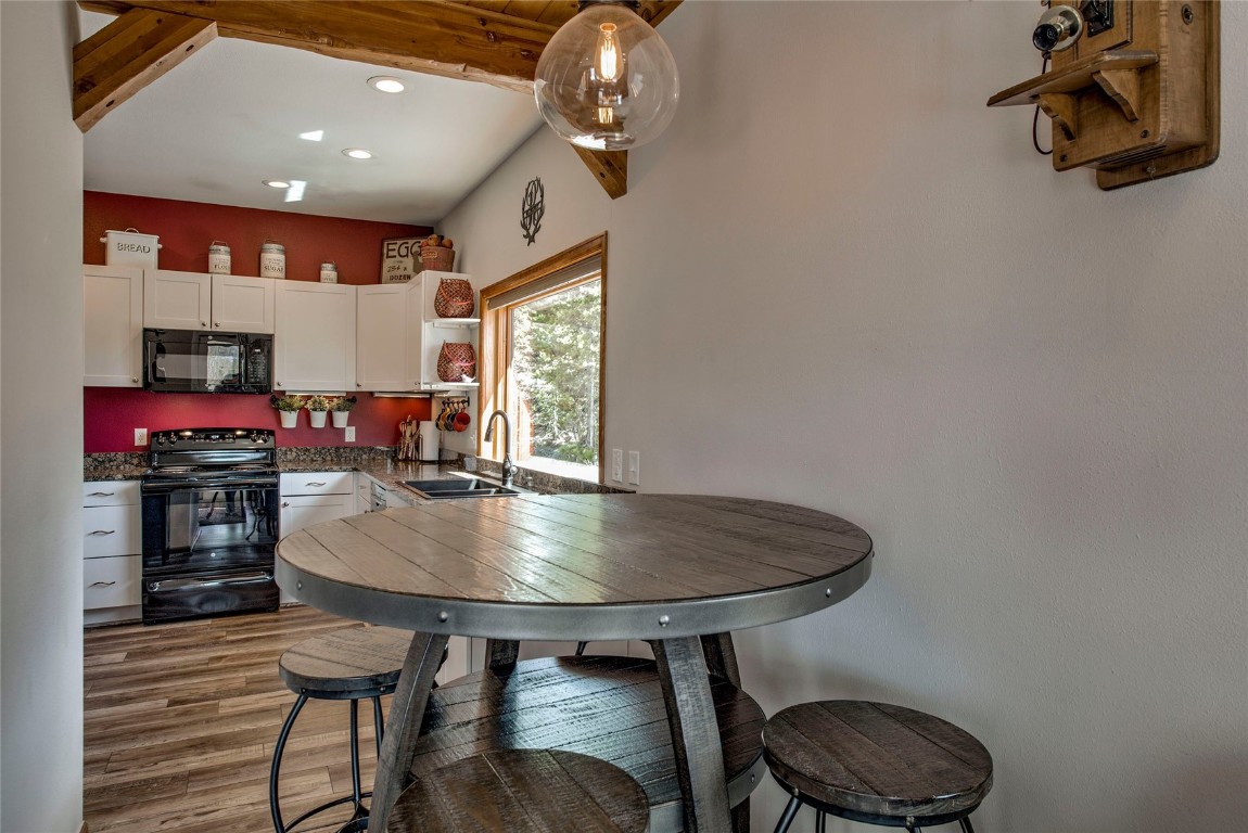 1610 Lakeview TERRACE 1600