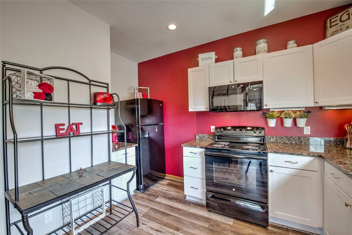 1610 Lakeview TERRACE 1600