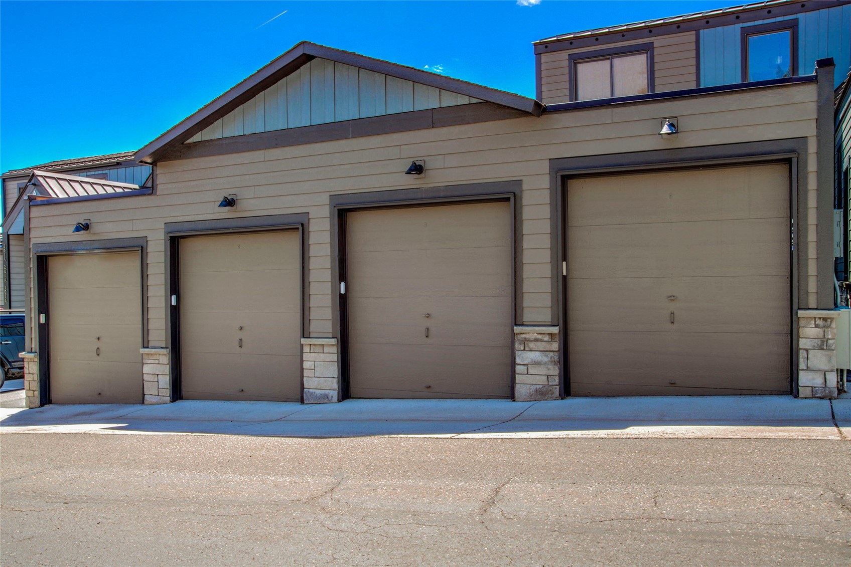 1610 Lakeview TERRACE 1600