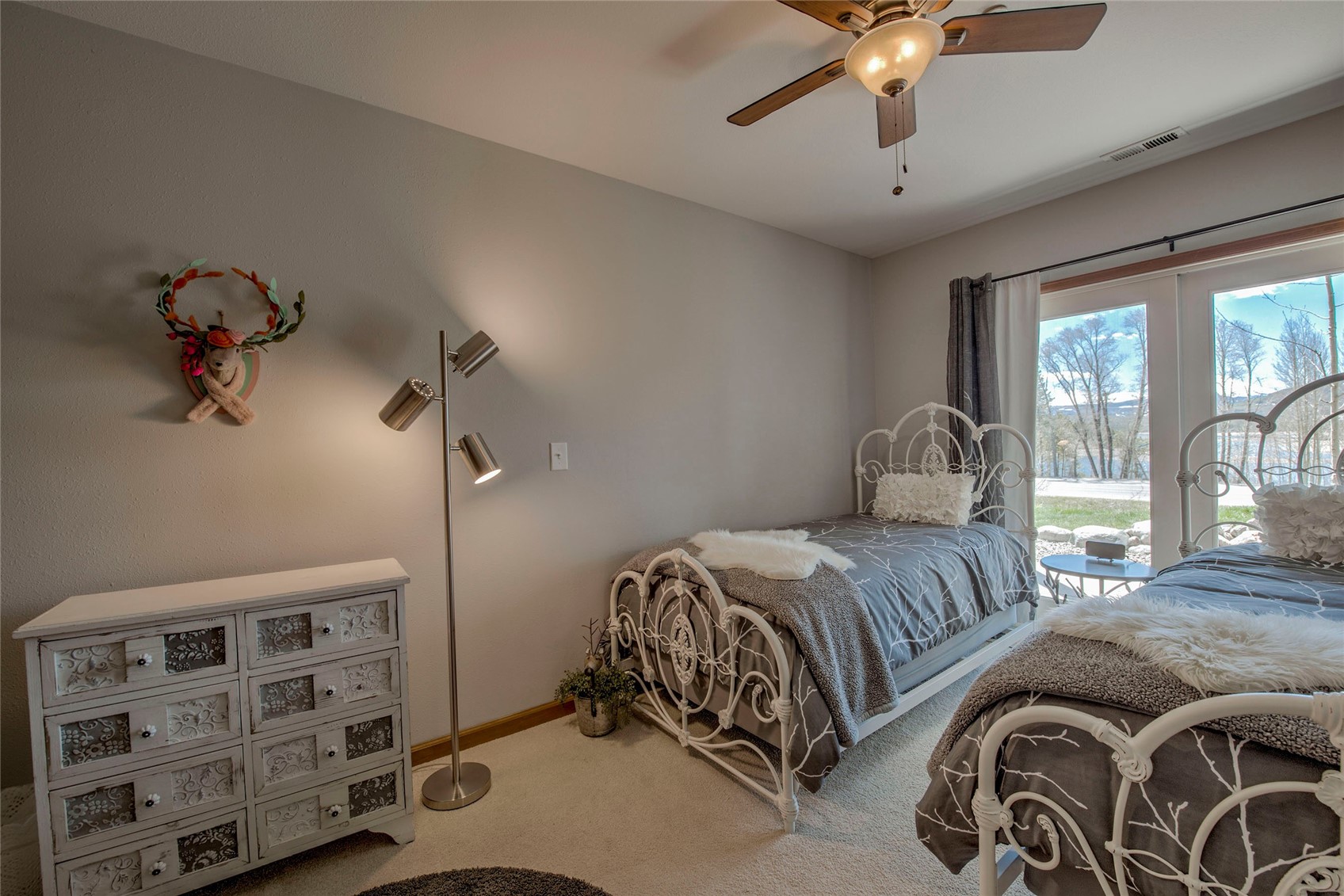 1610 Lakeview TERRACE 1600