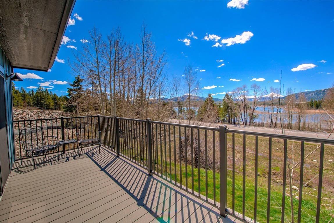 1610 Lakeview TERRACE 1600