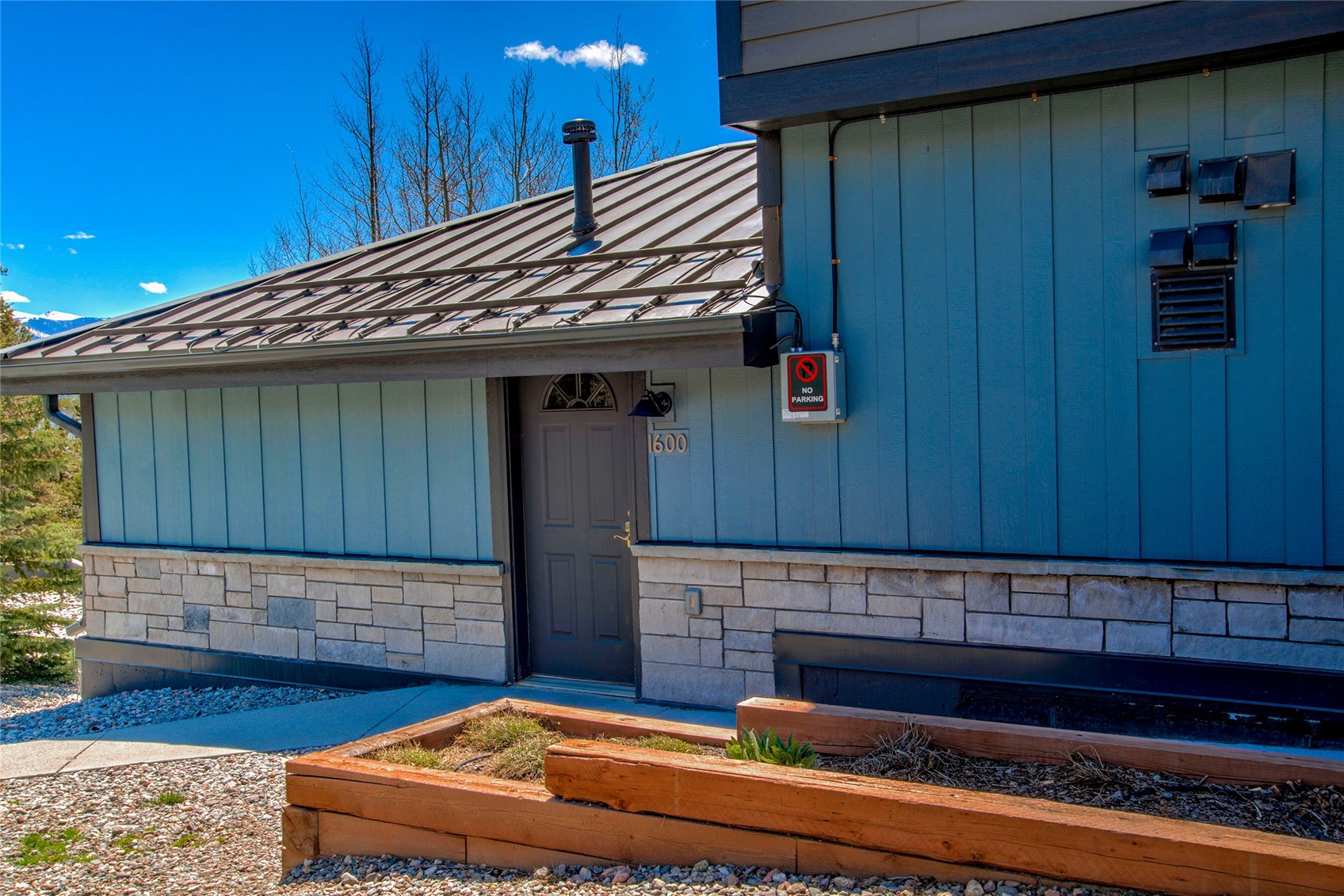 1610 Lakeview TERRACE 1600