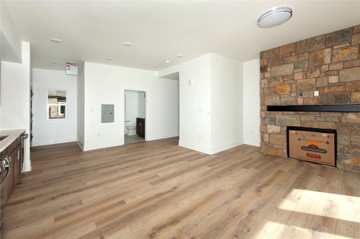 1044 Blue River Parkway C-309