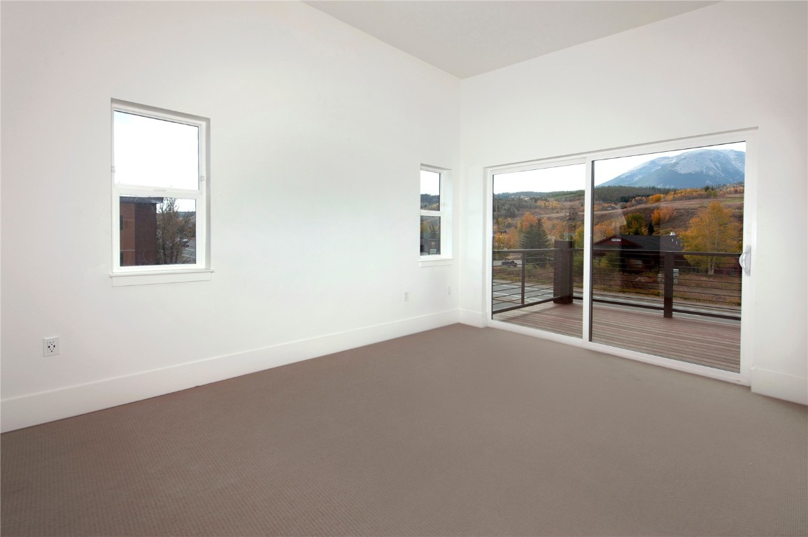 1044 Blue River Parkway C-309