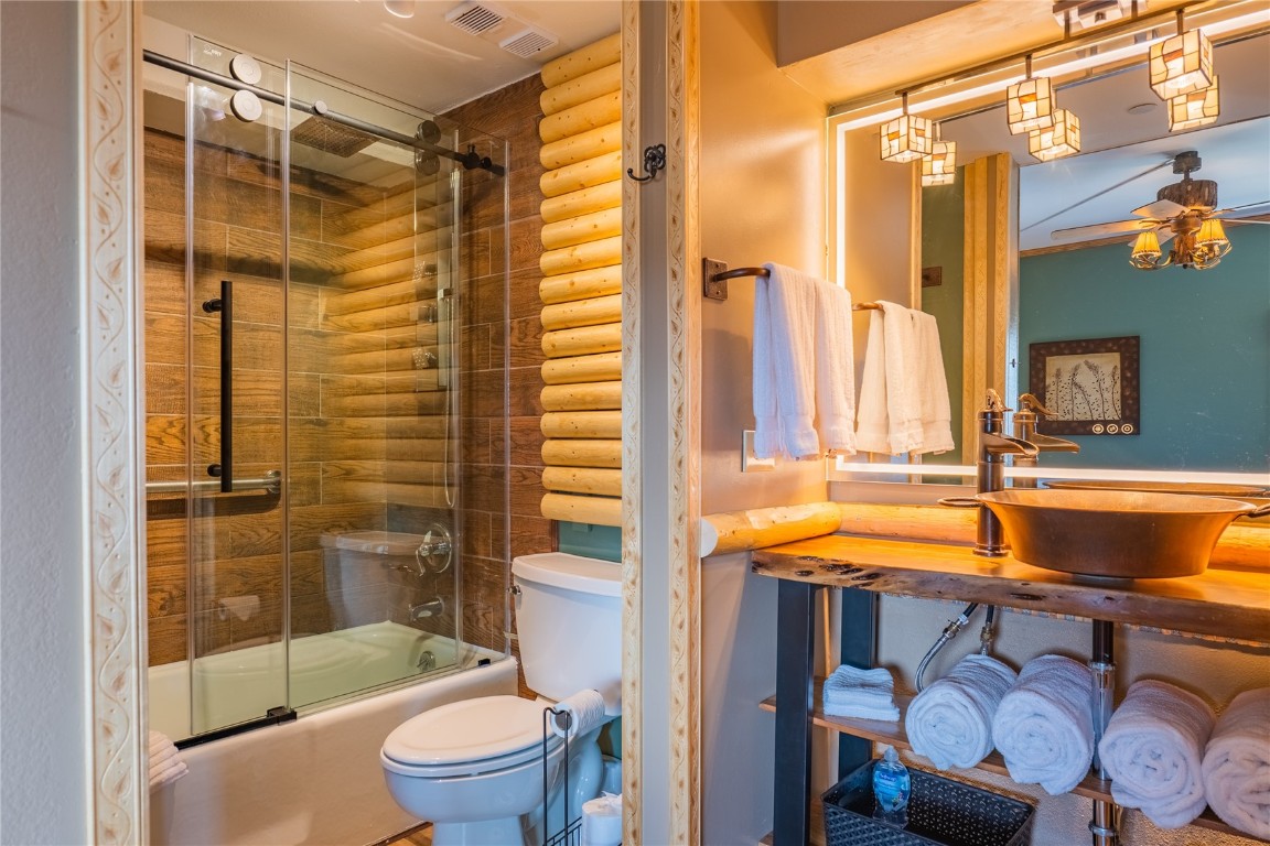 645 S Park AVENUE 705