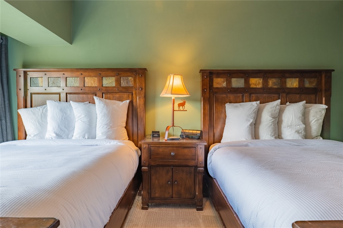 645 S Park AVENUE 705