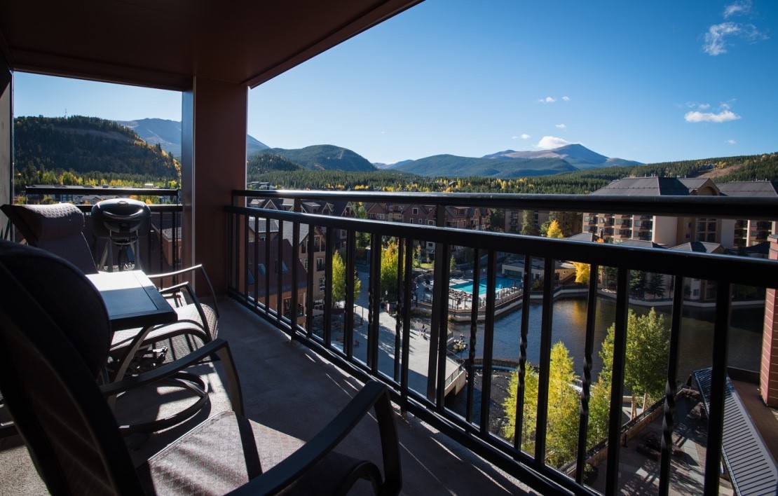 645 S Park AVENUE 705