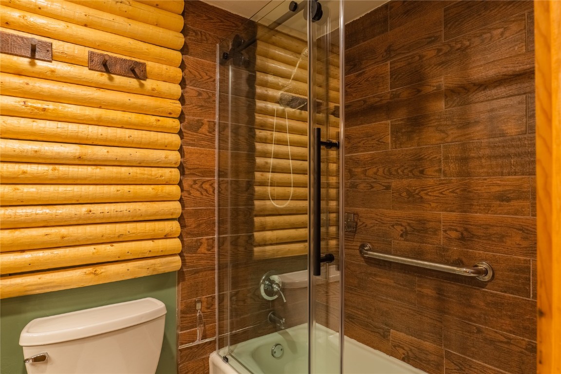 645 S Park AVENUE 705