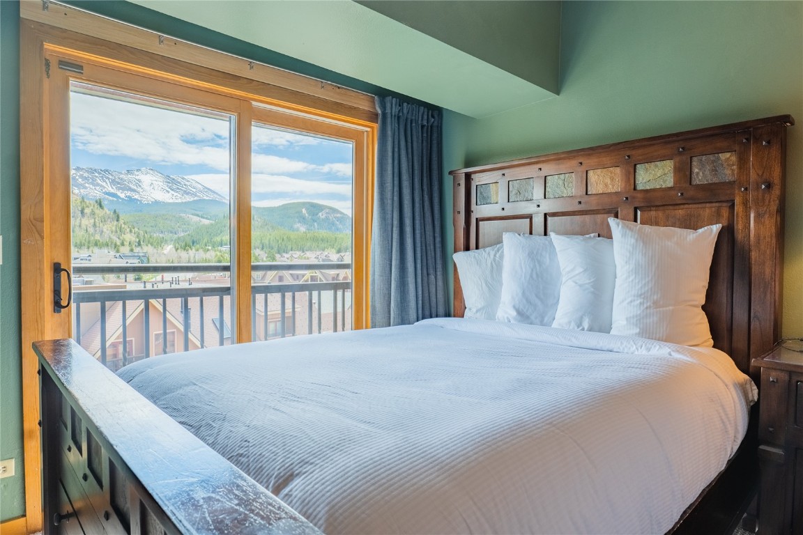 645 S Park AVENUE 705