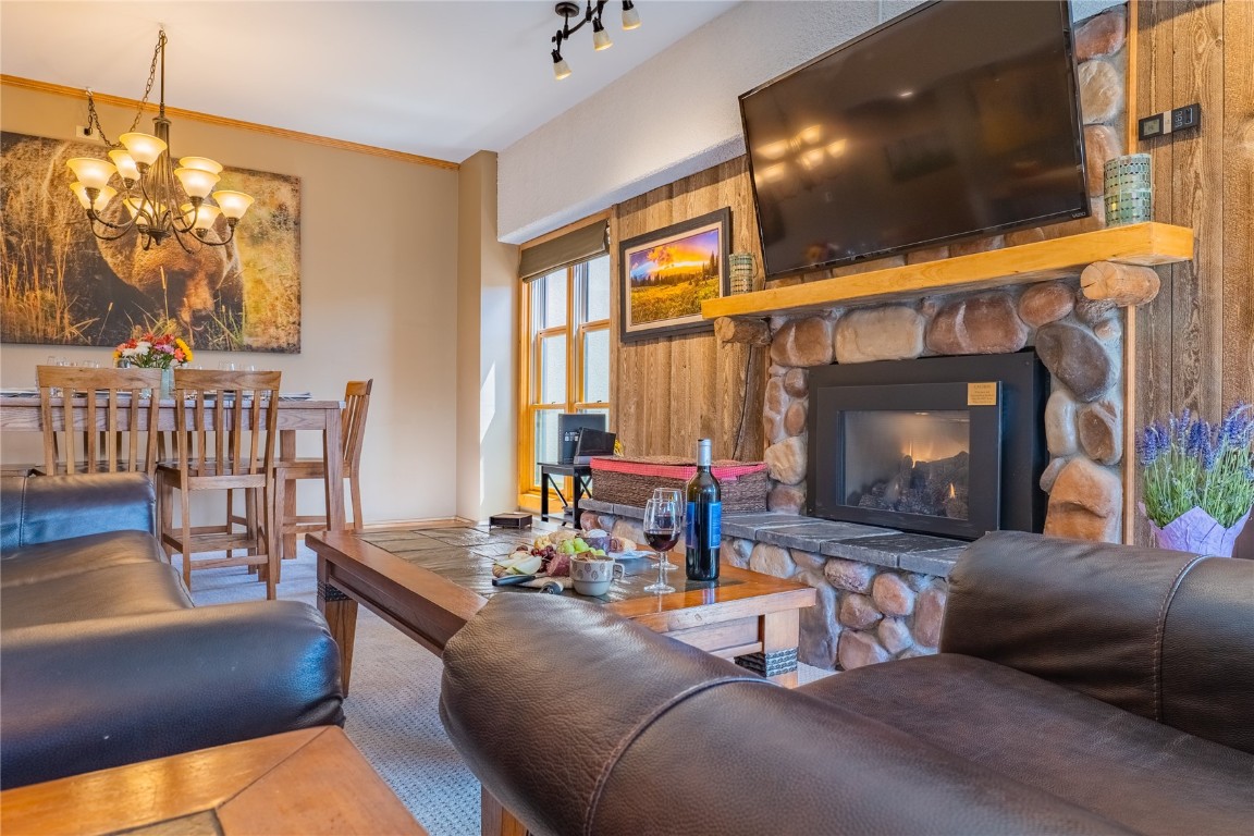 645 S Park AVENUE 705