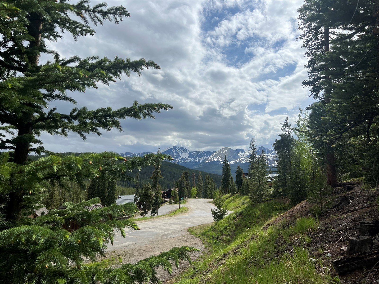 197 Goldenview DRIVE