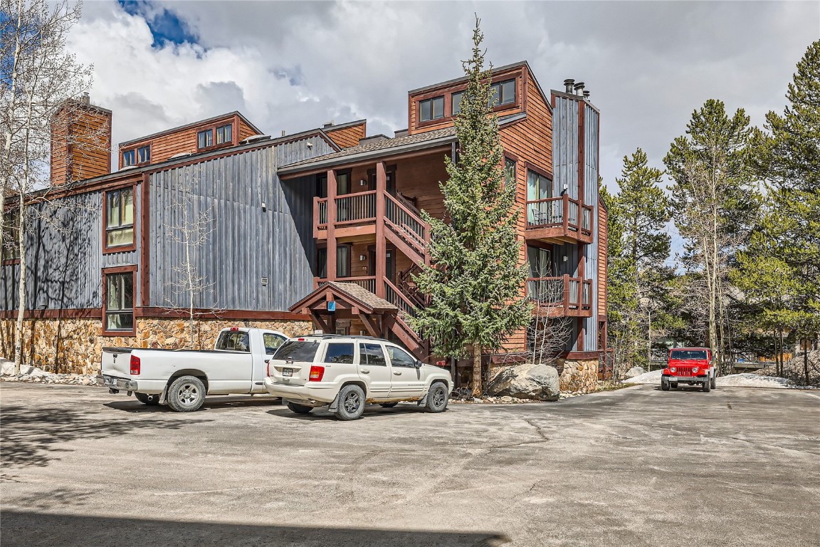 465 Four O Clock ROAD T2