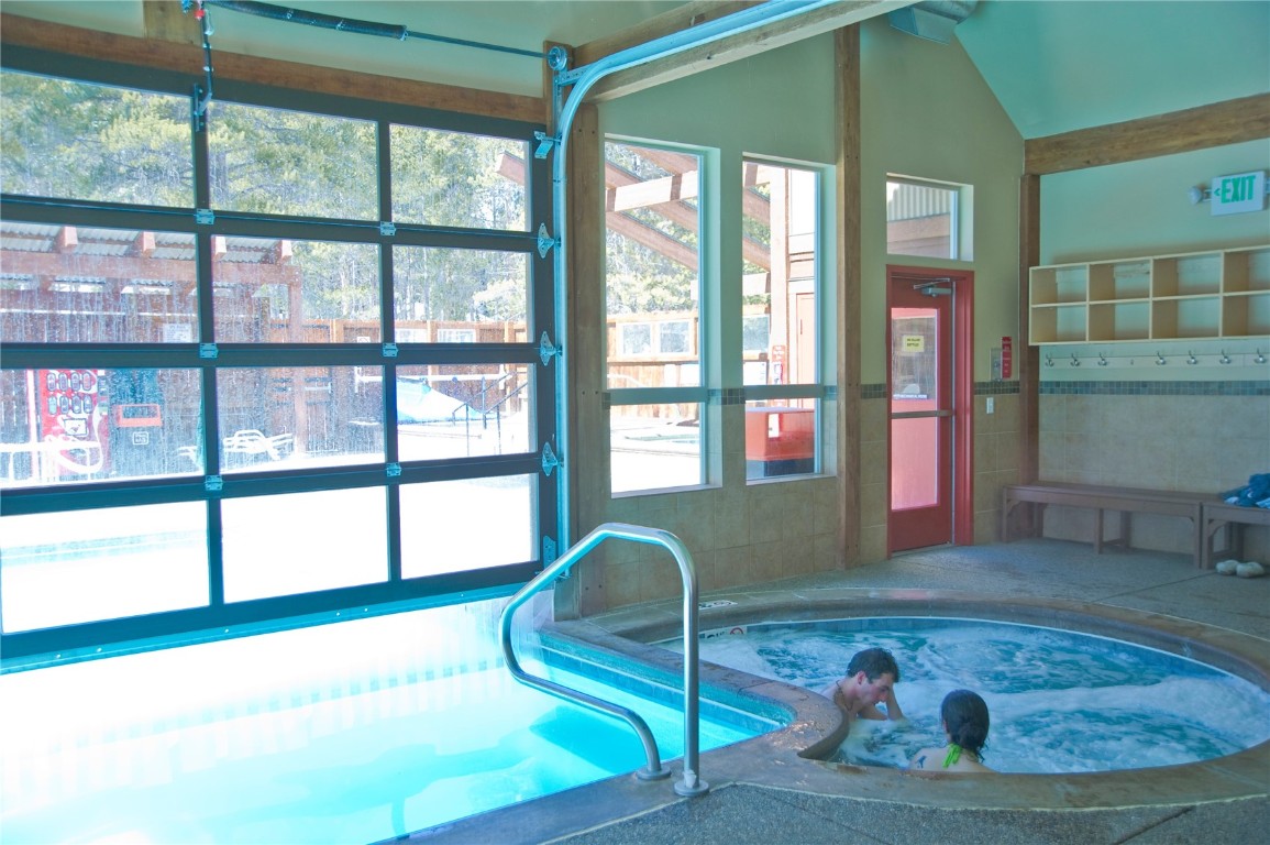 465 Four O Clock ROAD T2