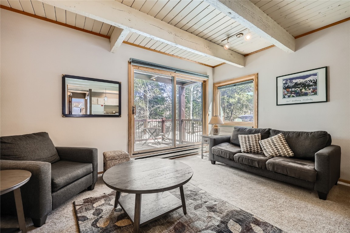 465 Four O Clock ROAD T2