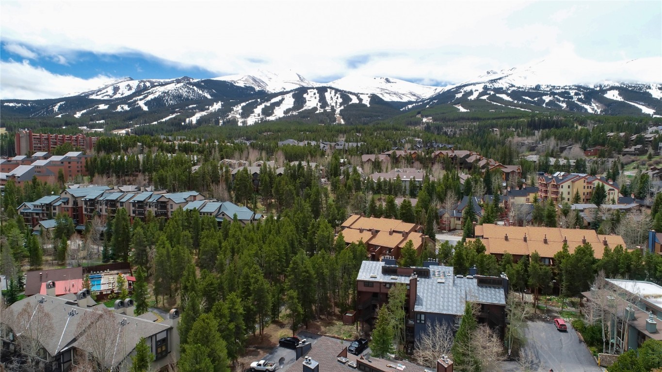 465 Four O Clock ROAD T2