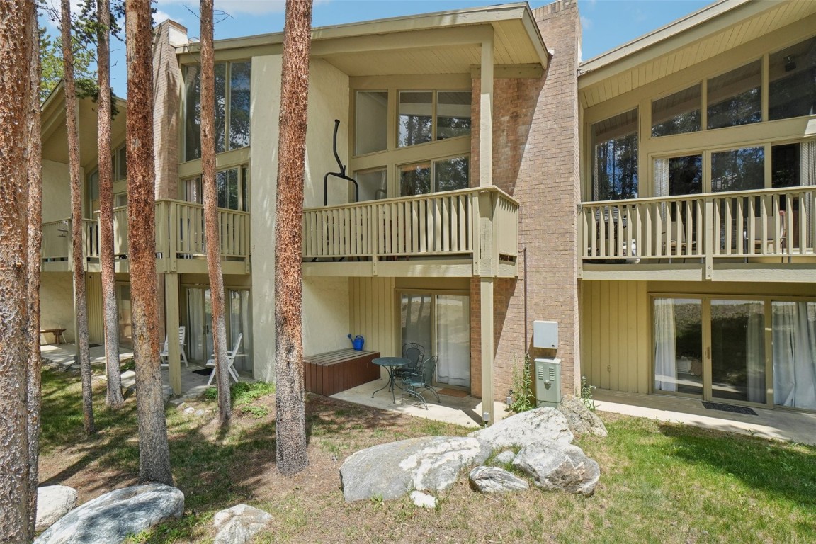 900 Columbine ROAD 104