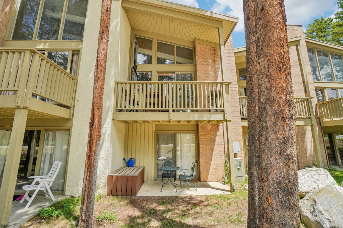 900 Columbine ROAD 104