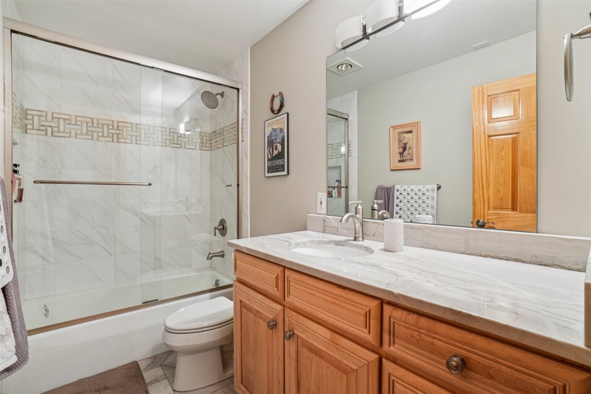 900 Columbine ROAD 104