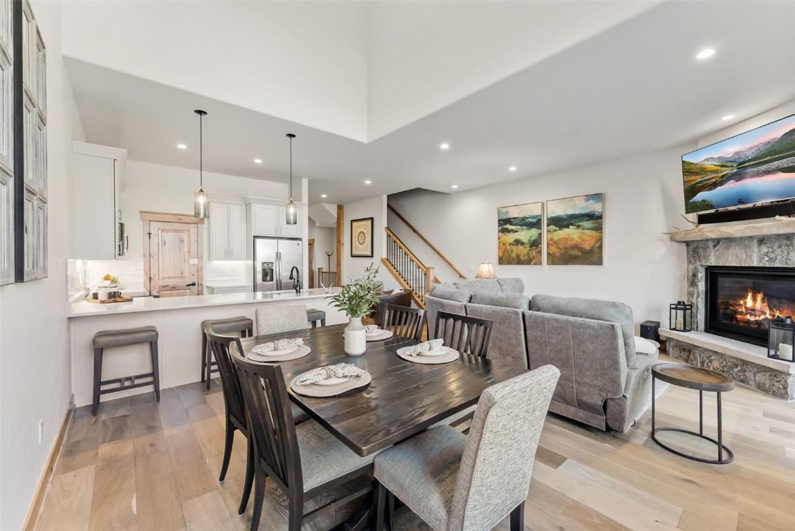 736 INDEPENDENCE ROAD