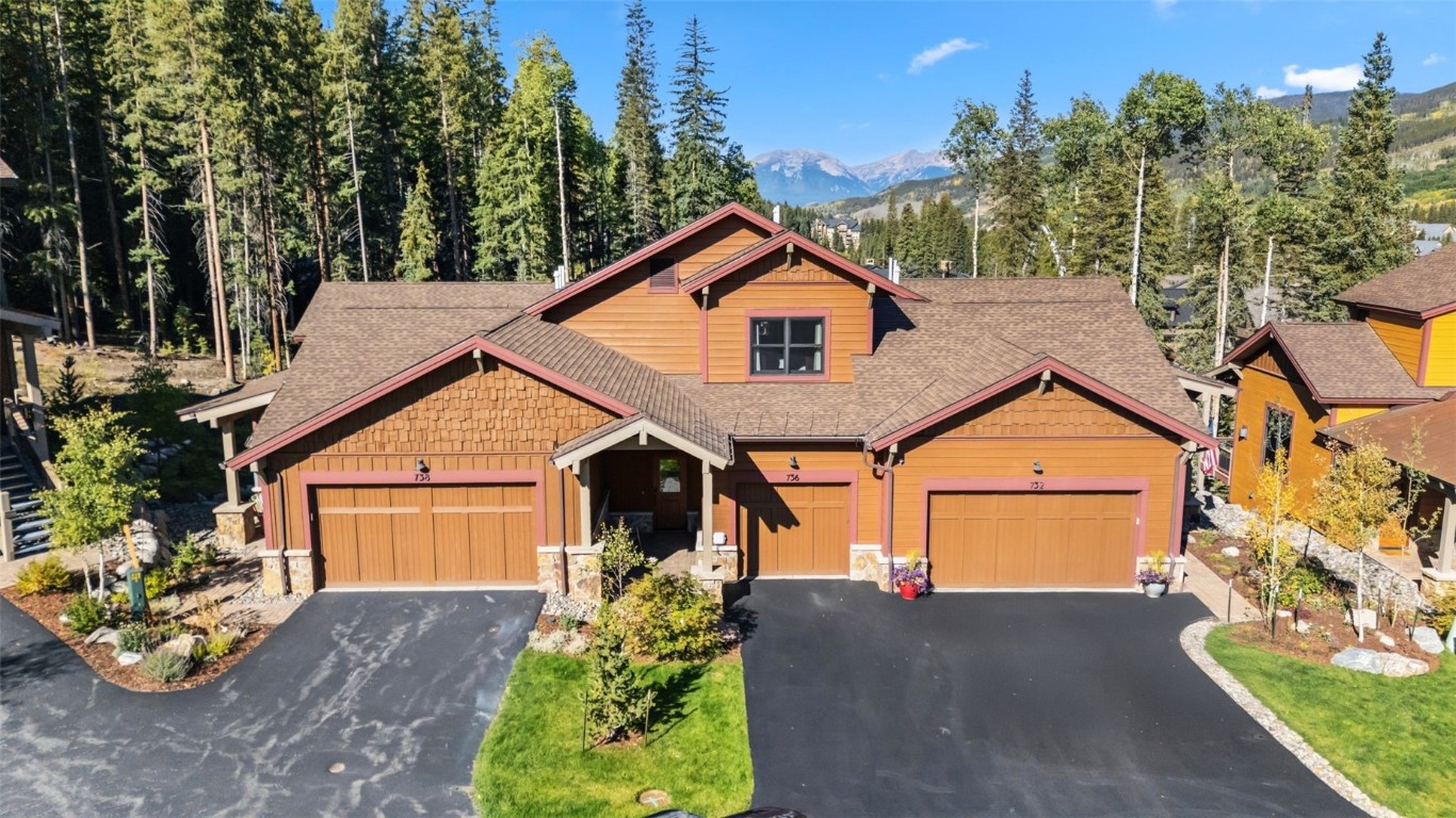 736 INDEPENDENCE ROAD