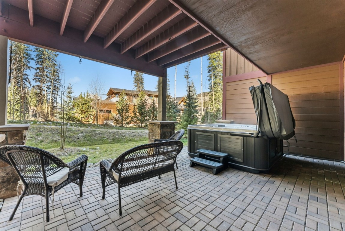 736 INDEPENDENCE ROAD