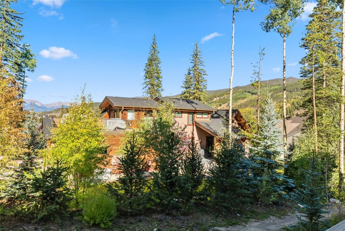 736 INDEPENDENCE ROAD