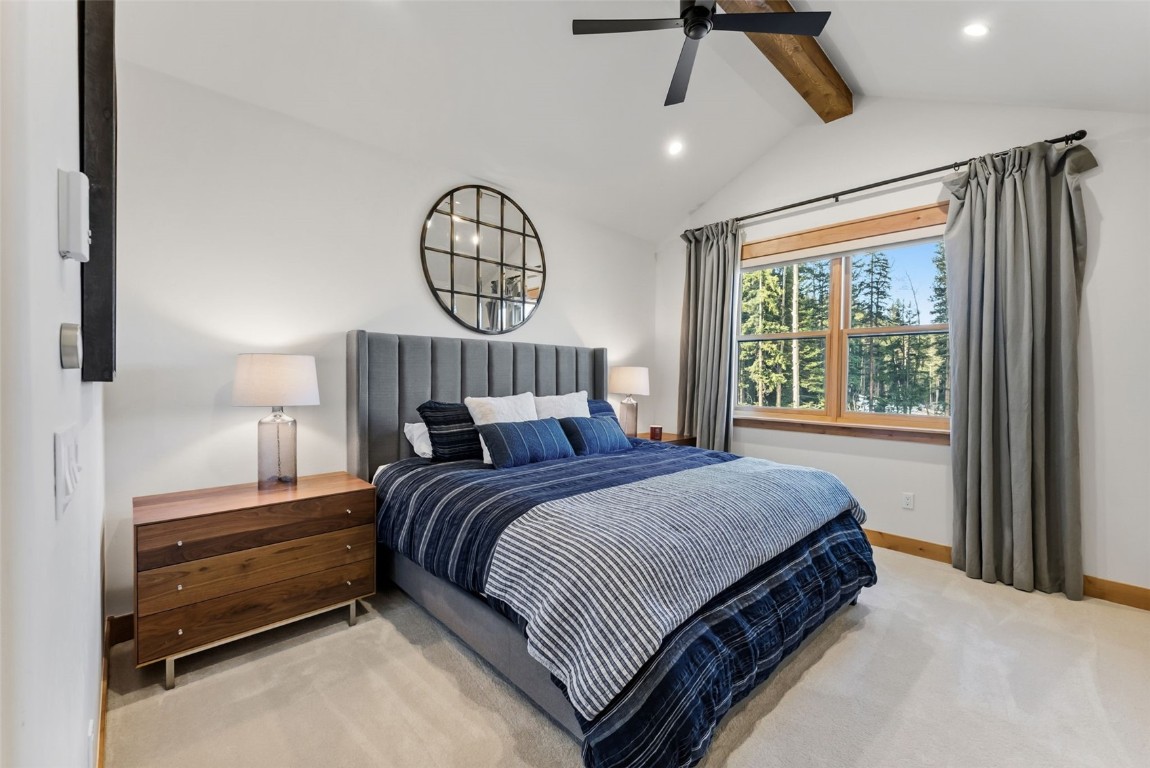 736 INDEPENDENCE ROAD