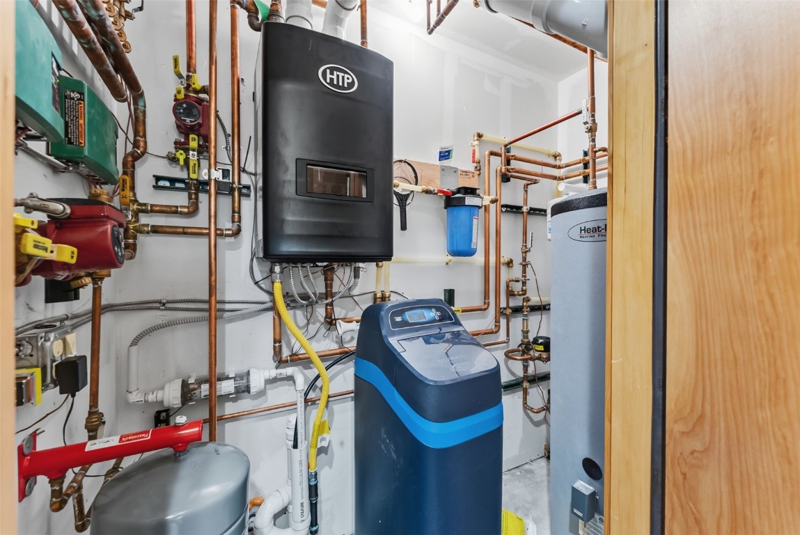 736 INDEPENDENCE ROAD